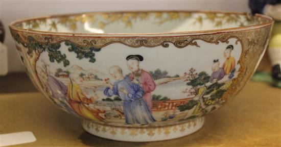Chinese Export punch bowl, decorated figural panels (damage & repairs)